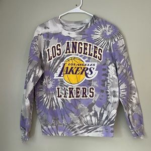 Los Angeles Lakers Hybrid Sweatshirt.